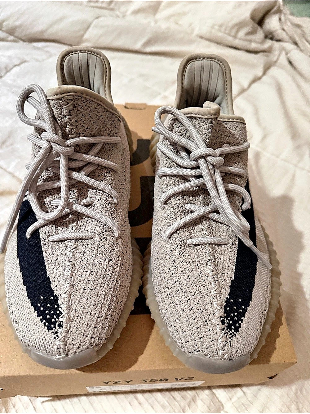 adidas Yeezy Boost 350 V2 Sneakers Gray & Black US 6.5